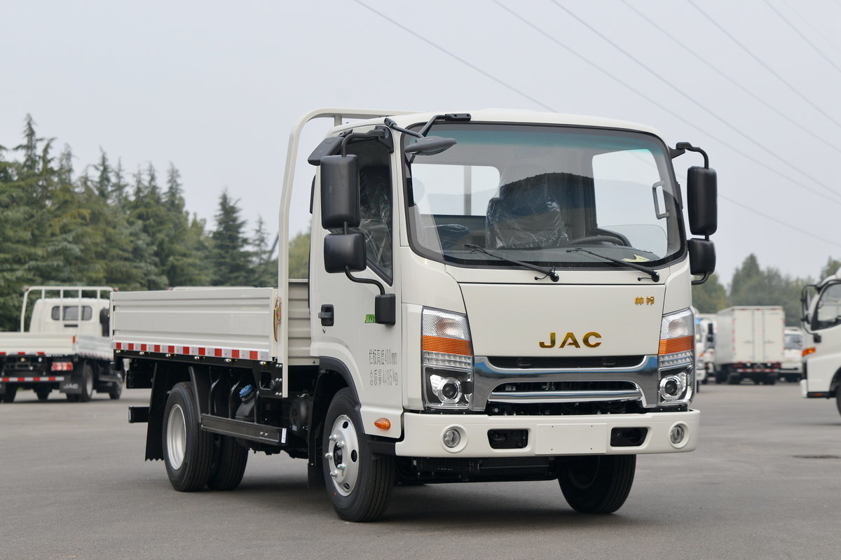 JAC superior quality cargo truck 3Ton with diesel Euro 2 engine